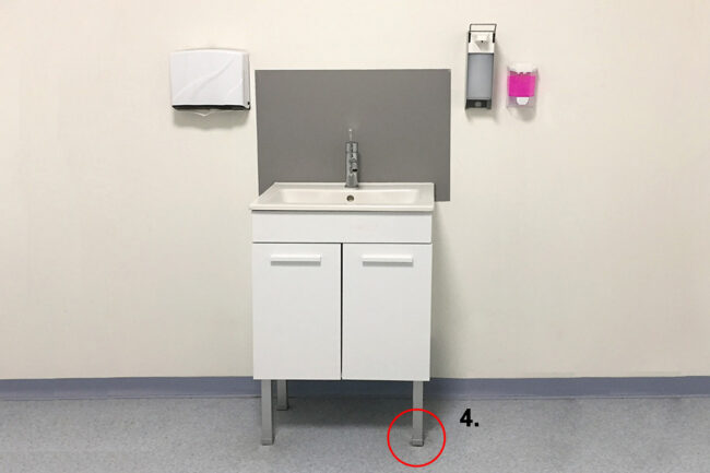 Bathroom furniture washbasin with integrated vanity unit