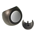 Dargestellt ist ein schwarzer Klemmschalengleiter aus zwei Perspektiven, mit einem Sicherungszapfen und einer montierten PFTE-Gleitfläche.